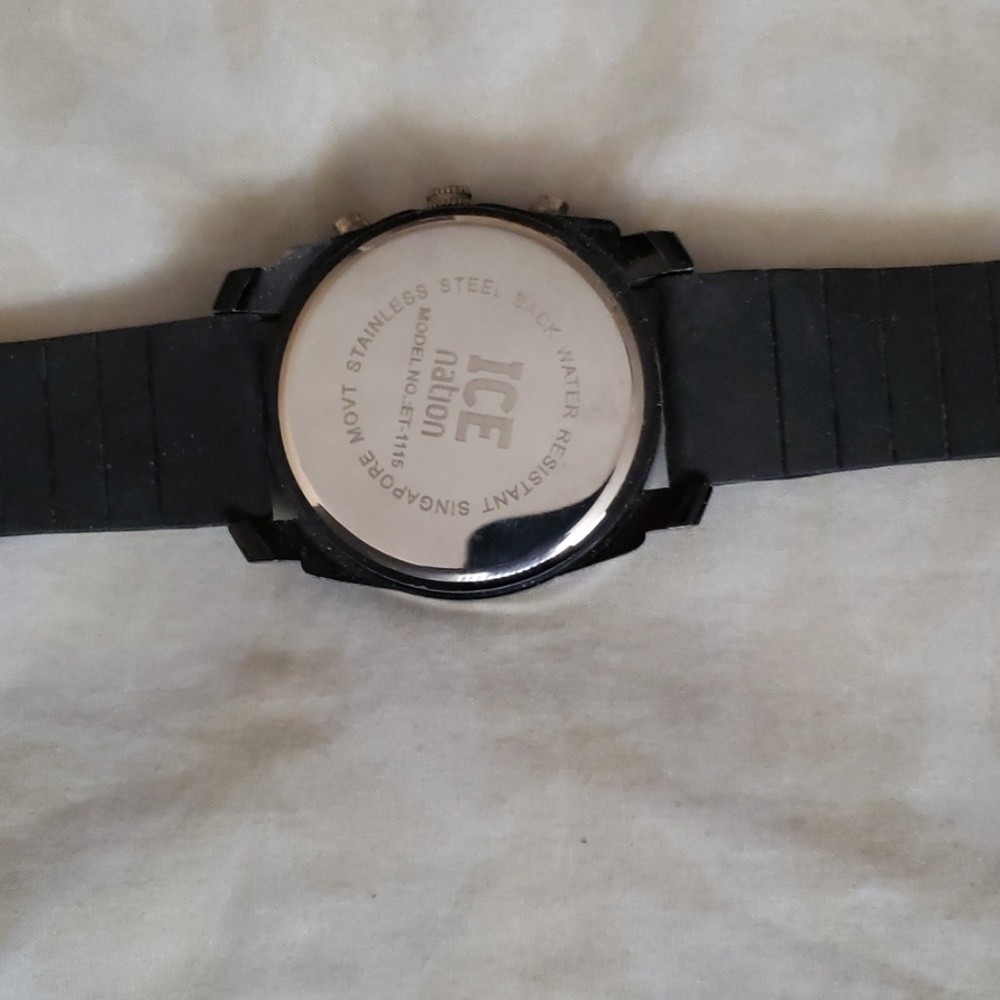 watch - Picture 3 of 3